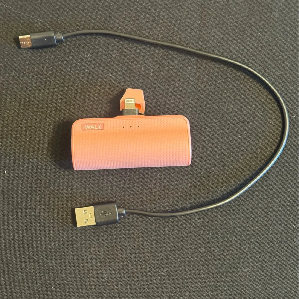 IWalk Small Portable Charger Pink